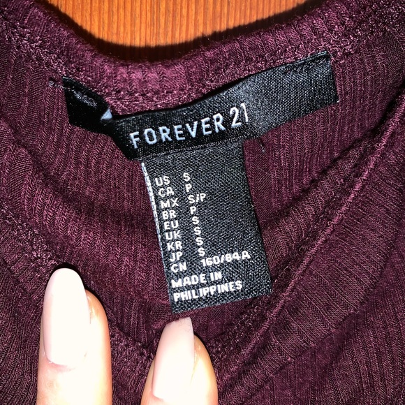 Forever 21 Long Sleeve Off the Shoulder Top - Picture 2 of 2